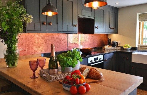 Quedgeley Cabaña | Granero en Cotswolds con Cocina Exterior