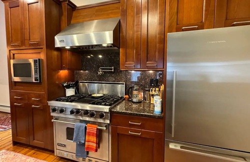Federal Hill Casa | Barnaby Castle Carriage House