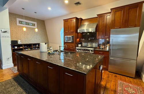 Federal Hill Casa | Barnaby Castle Carriage House