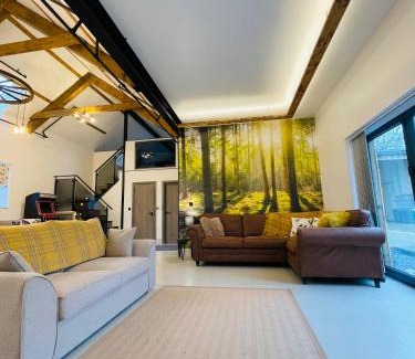 Carmarthen Casa | Barnaby’s Barn