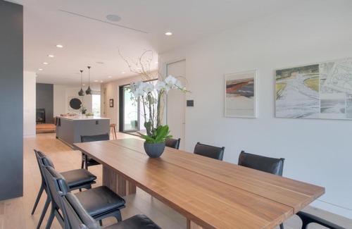 Venice Casa | Barnard Treat
