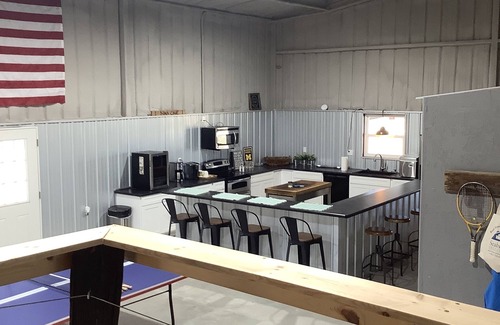 Gage Casa | Barndominium in Oklahoma. Premier hunting and cozy country living!