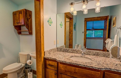West Yellowstone Casa | Barnes on Boundary Unit A