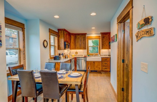 West Yellowstone Casa | Barnes on Boundary Unit A