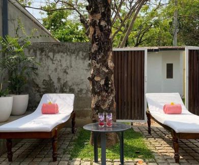 Fort Kochi Casa | Baron's Antiquarian Villa