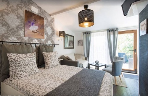 Flocourt Cama Y Desayuno | Baroque bedroom - Le petit flo