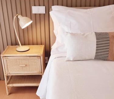 Barra Apartamento | Barra B Suite Apartment - 4min walk from BEACH, Terrace