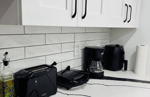 Barrie Casa | Barrie Family Getaway 3BR