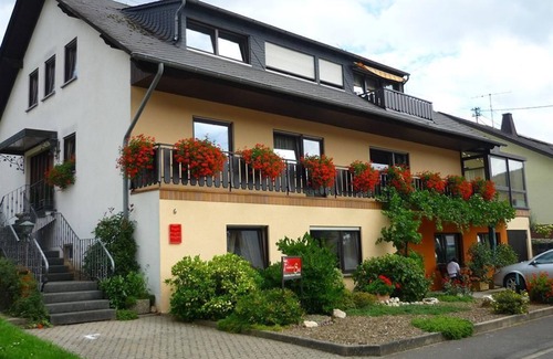 Rachtig Apartamento | FeWo barrierefrei - Ferienhaus Stülb