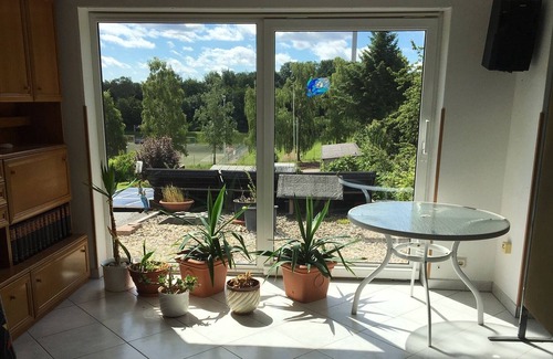 Quierschied Apartamento | vivir sin barreras en Göttelborn, acogedor apartamento de 3 habitaciones