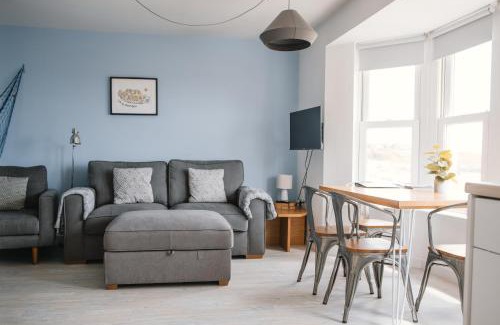 Barry Apartamento | Barry Island Beachfront Apartment - Stunning Bay Views and Private Parking