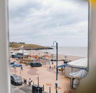 Barry Apartamento | Barry Island Beachfront Apartment - Stunning Bay Views and Private Parking