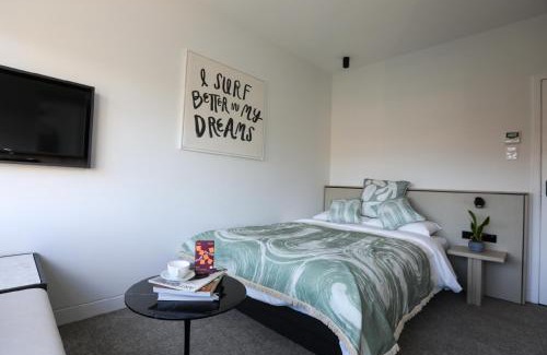 Bondi Beach Hotel | Barrys Beach Road Hotel