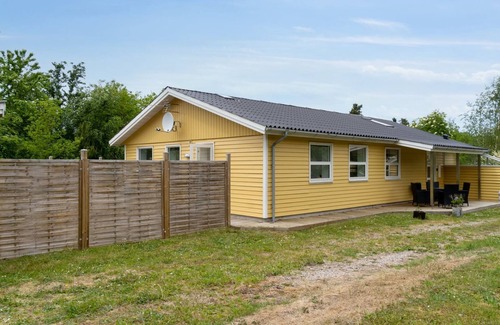 Hoeve Strand Casa | "Barth" - 950m from the sea by Interhome