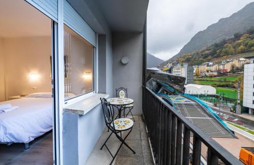 Les Escaldes Apartamento | Barthe Holidays I Apartamento céntrico en Andorra 6PAX I Ideal grupo o familia, a 1 min de Caldea I Perfección