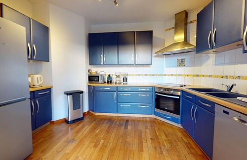Old Town Apartamento | bartholdi duplex city center 165m2 ac 4br3bth