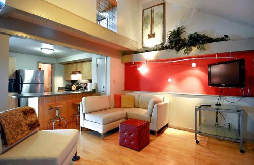 Barton Hills Casa | Barton Hills Condominiums