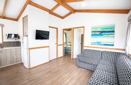 Belmont Hotel | Barwon River Holiday Park