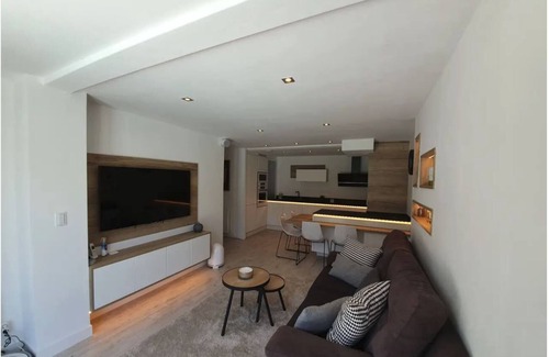 Le Tignet Apartamento | Parte inferior de la villa con piscina - Nuevo