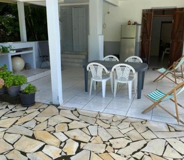 Bouillante Apartamento | Bas de villa Courbaril