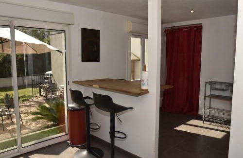Sanary-sur-Mer Apartamento | Bas de Villa tropicale SANARY
