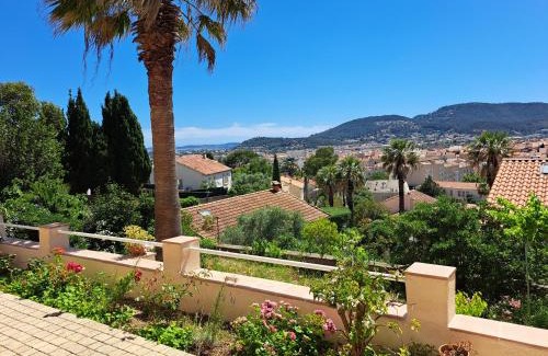 Hyeres Apartamento | Bas Villa, Vue mer, Centre ville, Paradis, calme