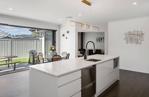 Havelock North Casa | Base: 6 No Extra Guests Allowed 124a Napier Road, Havelock North