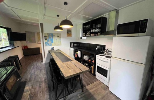 Alonnah Alquiler De RV | Base Glamp Bruny - Near Hotel Bruny, heated tents