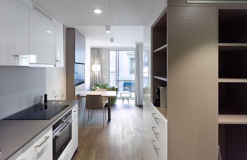 Nyon Apartamento | Base Nyon