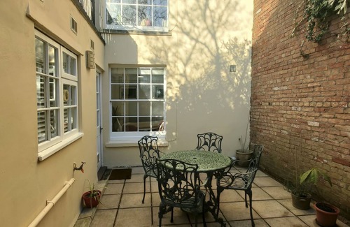 Redcliffe Apartamento | Base78, Your Place in Bristol Close to Temple Meads Station, City & Harbourside