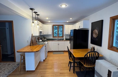 Rangeley Casa | Basecamp Haven 2 Private access to HOA Rangeley Lake. Direct access snow trails.