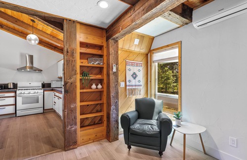 Mount Shasta Cabina | Basecamp Lodge - Cabin 2