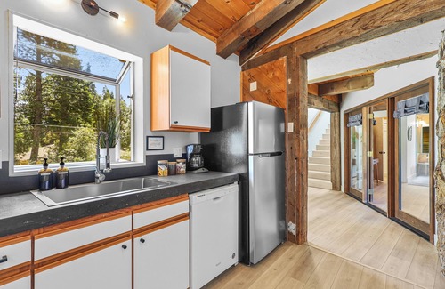 Mount Shasta Cabina | Basecamp Lodge - Cabin 2
