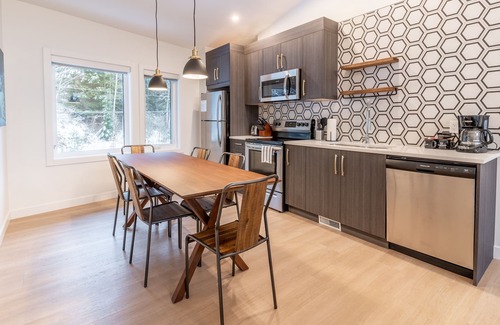 Revelstoke Hotel | Basecamp Resorts Revelstoke