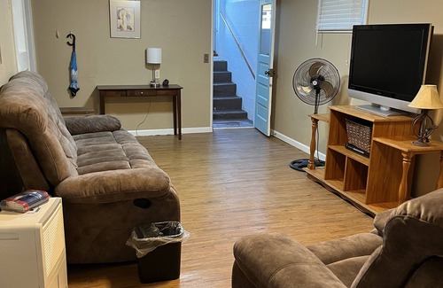 Jetmore Casa | Basement house for hunters or the in-laws