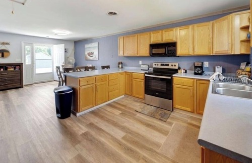 Put-in-Bay Casa | Bash at the Bay still available
