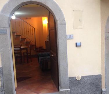 Basico Casa | Basicò un balcone sul mare - Casa SALITA FOTI -Case vacanza Sicilia&Toscana-