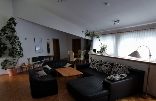 Neubulach Apartamento | e) Basic twin room, with shower and toilet, max. 2 people