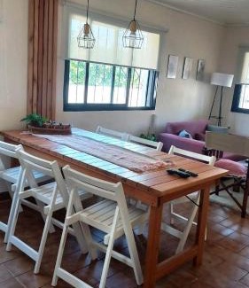 Posadas Casa | Basilia, Casa con pileta para 6 personas con garaje para 2 vehículos