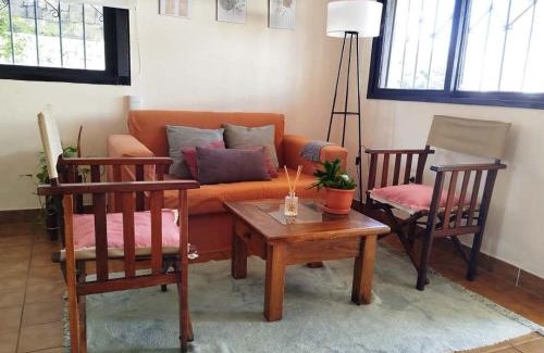 Posadas Casa | Basilia, Casa con pileta para 6 personas con garaje para 2 vehículos
