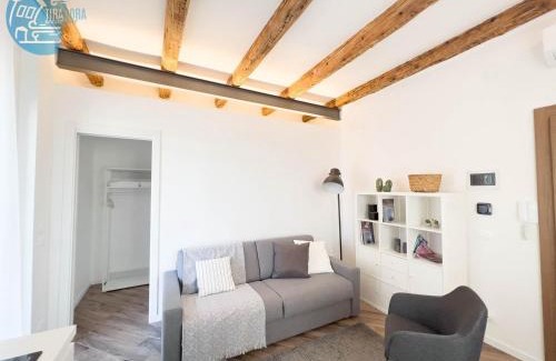 Altipiano Est Apartamento | Basovizza 3 Chanel Tirabora Short Rent