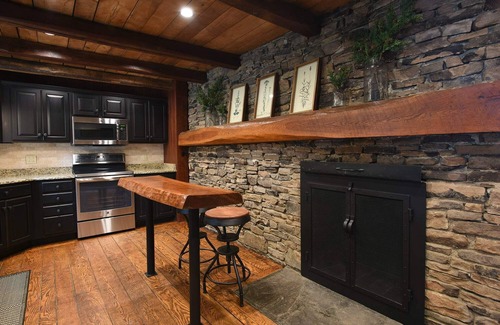 Champion Cabina | Bass Rock Cabin at Seven Springs