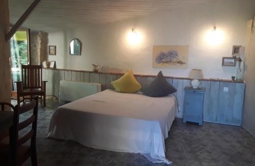 Noailles Cama Y Desayuno | Bastida de Beata