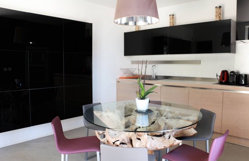 Saint-Cyr-sur-Mer Casa | Bastide 8 personas cerca del mar 4 dormitorios, piscina, billar ...