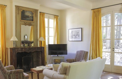 Beaurecueil Villa | Bastide Cezanne - Seis Habitaciones Villa, Capacidad 12