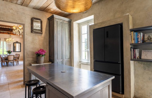 Ventabren Casa | Bastide of the Rose Comtesse – The Art of Intimate Luxury in Provence