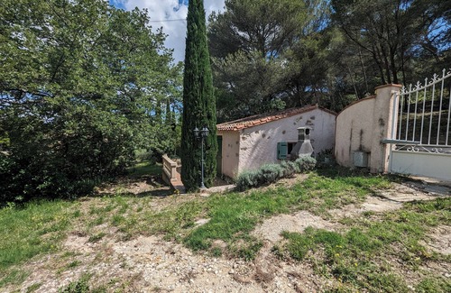 Roquevaire Casa | Bastidon Indépendant Dans Grande Propriété
