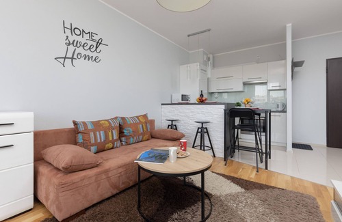 Warsaw Apartamento | Batalionów Chłopskich 87A/145, 1 Bedroom, Balcony, Parking ,Warsaw