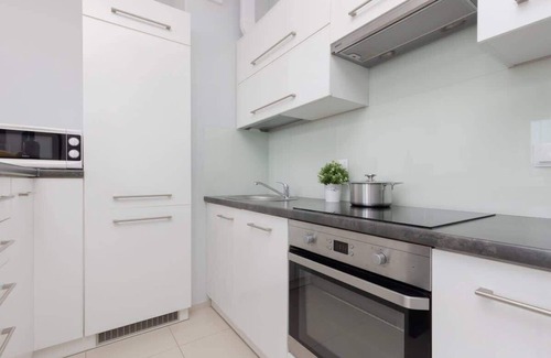 Warsaw Apartamento | Batalionów Chłopskich 87A | Apartment | Parking