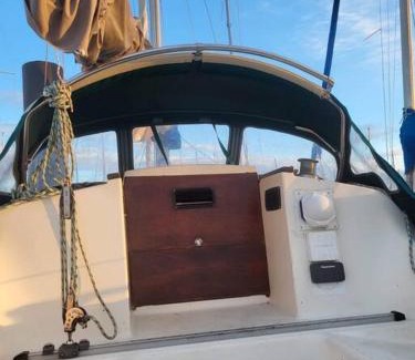 Charente-Maritime Alquiler De Eote | Bateau Jeanneau fantasia 8m à louer